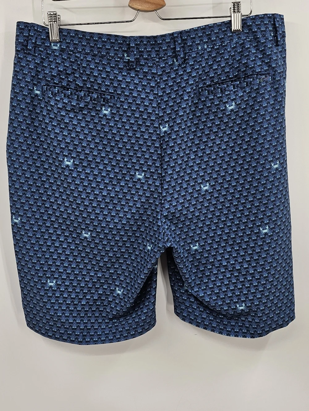 Greg Norman Golf Shorts Size 38